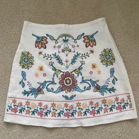 Lulu’s Embroidered Floral Skirt - Picture 2 of 5